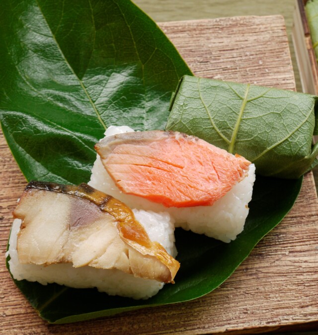 冷凍柿の葉ずし焼鯖・炙り鮭