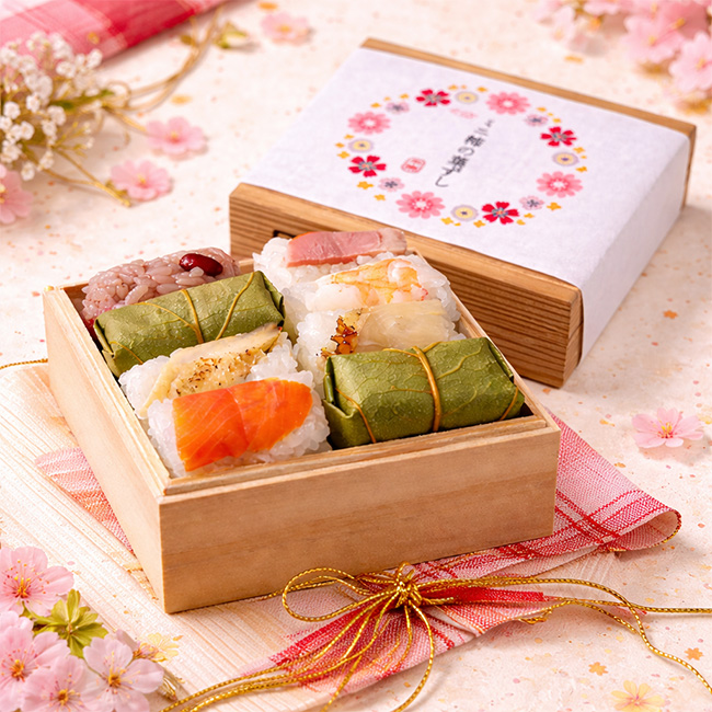 かわいいミニ柿の葉ずし